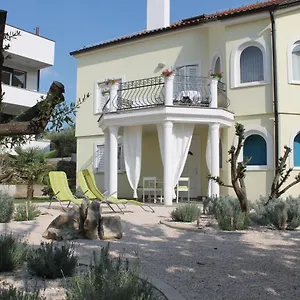 Mandolina Apartman